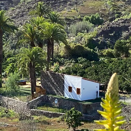 Aquilino Y Carmen *
